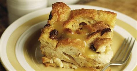 10 Best Old Fashioned Bread Pudding with Raisins Recipes