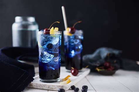 Blue Hurricane Cocktail Drink Recipe - Recipes.net