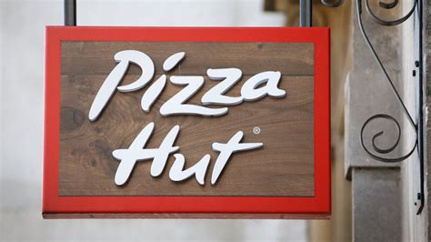 Pizza Hut Just Admitted to a Huge Failure. It's Something So Simple ...