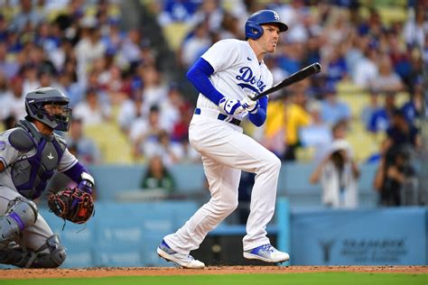 Dodgers News: Freddie Freeman Makes Priorities Clear, ‘I Want to Win a ...