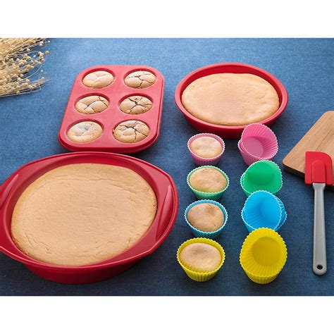 50% Off Silicone Bakeware Set - 16 Pieces - Deal Hunting Babe