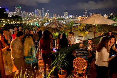 15 Rooftop Bars in Miami with Sweet Views and Boozy Cocktails