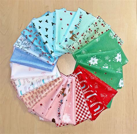 Christmas Fabric Fat Quarter Bundles - 19 FQs + 14 Stars – Busy Hands Quilts