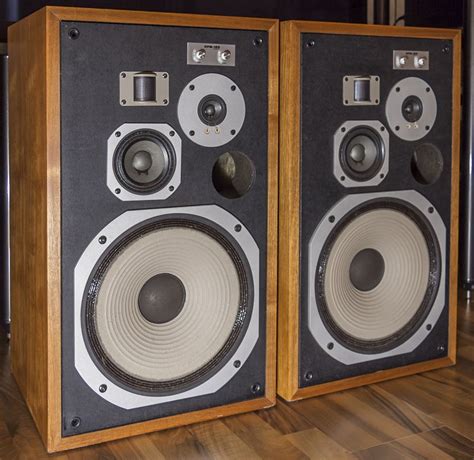 Pioneer HPM-100 Vintage Speakers | Vintage speakers, Home audio speakers, Speaker