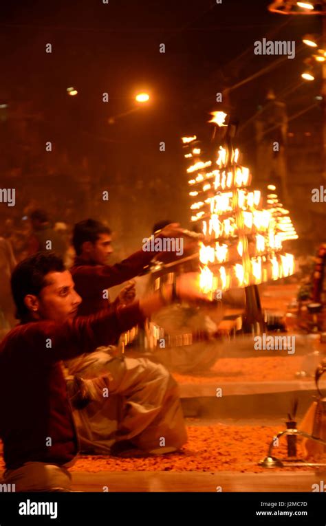 Aarti ceremony at Dashashwamedh Ghat in Varanasi, Uttar Pradesh, India ...