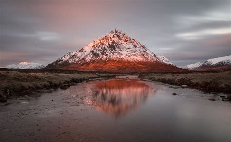 Rocky mountain covered by snow photography HD wallpaper | Wallpaper Flare