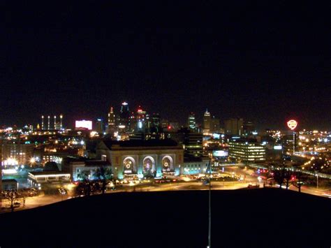 Kansas City Skyline Wallpaper - WallpaperSafari