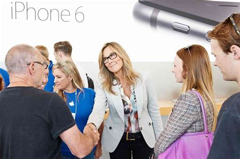 Apple retail head Angela Ahrendts will leave the company in April ...