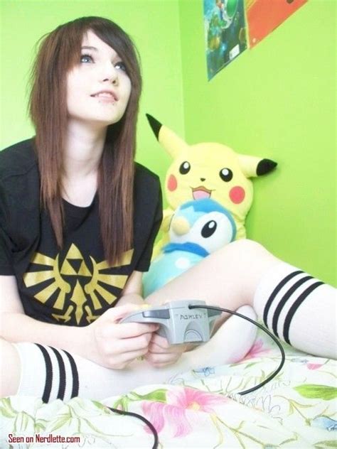 Nerd girl, Geek girls, Gamer girl