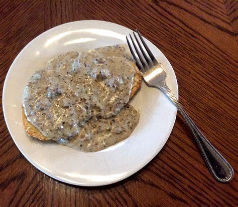 Classic Southern Biscuits And Gravy (Sawmill Gravy) Recipe