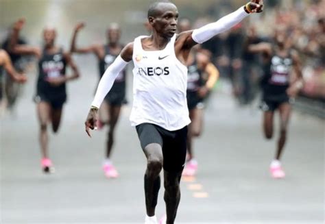 Eliud Kipchoge Net Worth, Age, Family, World Record