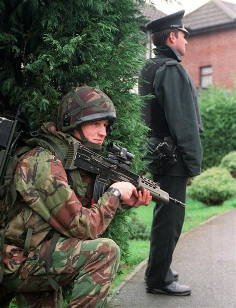 THE BRITISH ARMY IN NORTHERN IRELAND, 1969 - 2007 | British army uniform, British wars, British army