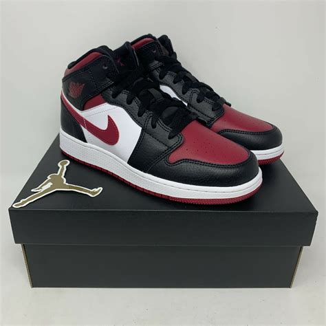 Jordan 1 Mid Bred Toe For Sale - Kicks Collector