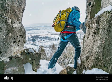 Climbing over ledge hi-res stock photography and images - Alamy