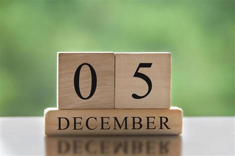 December 5 text on wooden blocks with blurred nature background. Calendar concept 8958689 Stock ...