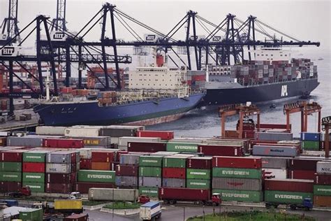 Cargo congestion in Manila's container ports may last until Q1 2015 – Trade chief