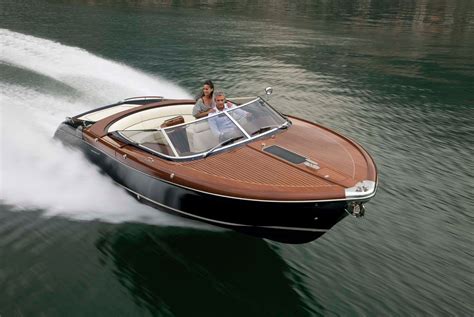 Riva Aquariva Super - Exterior | Barco riva, Barcos, Yates