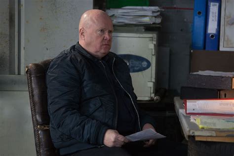 EastEnders' Phil Mitchell threatens eight-year-old kid | Entertainment ...