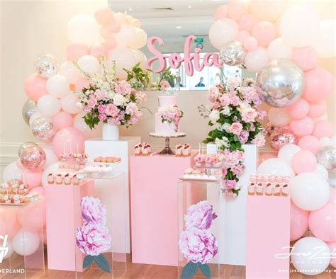 Pink party balloon decor from Boutique Balloons Melbourne (@boutiqueballoonsmelbourne ...