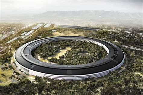 Apple announces second campus, promises to bring 20,000 jobs - Curbed