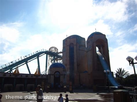 Journey to Atlantis at SeaWorld San Diego | Theme Park Archive