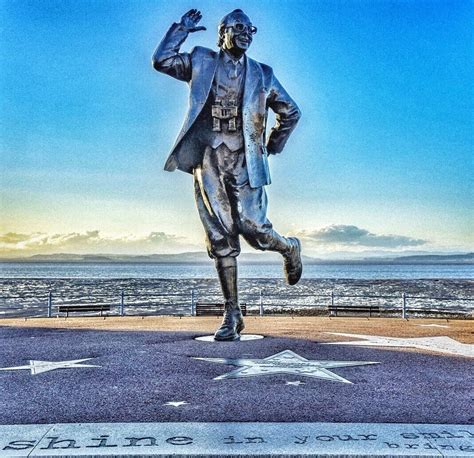 Eric Morecambe Statue – Lancashire, England - Atlas Obscura