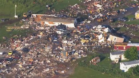 Tornado kills 2 people and injures 29 others in Oklahoma | FOX 29 News ...