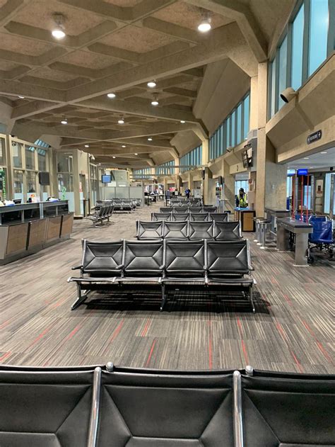 MCI Terminal B 8:30am on a Monday..... : r/kansascity