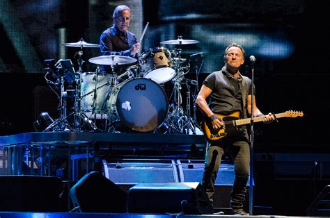 Bruce Springsteen & The E Street Band at MetLife Stadium: The 10 Best ...