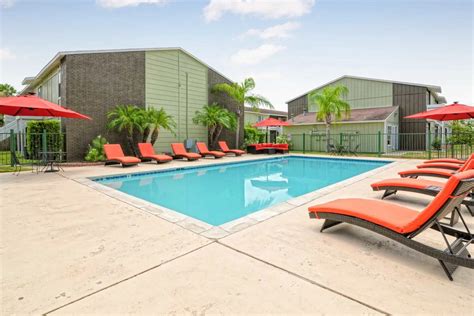 Edinburg Place Apartments - Edinburg, TX 78541