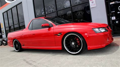 Holden VZ SS Ute rolling 20 inch G2 325 Wheels - YouTube