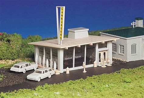 Bachmann - Plasticville Classic Kit - Drive-In Hamburger Stand - HO ...