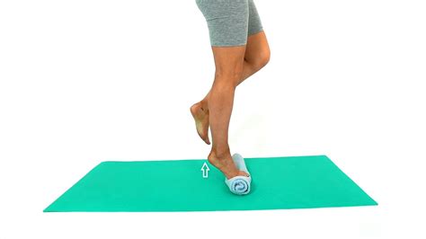 Towel Raises for Plantar Fasciitis Single Leg - YouTube