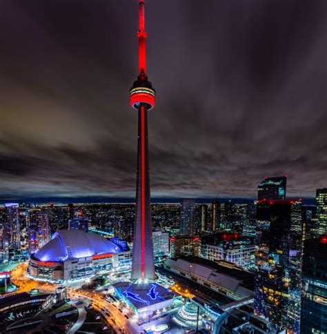 CN Tower Toronto Canada - The CN Tower Downtown Toronto Canada Standing ...