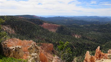 The Virgin River Rim Trail, Cascade Falls, and Strawberry Point ...