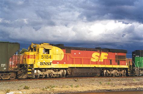 My Scott Lupia Salute: ATSF U36C 8714 - page 3 - N and Z Scales ...