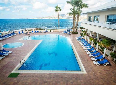 Cynthiana Beach Hotel in Paphos, Cyprus | Olympic Holidays