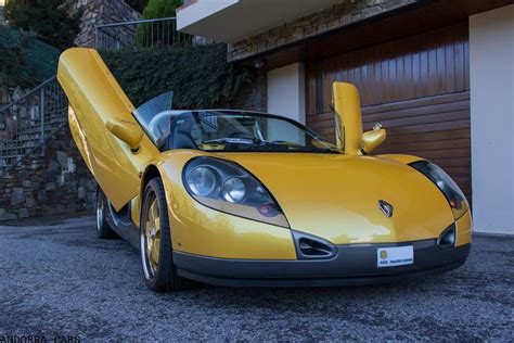 Renault Sport Spider. Yellow limited edition by Williams * All PYRENEES · France, Spain, Andorra