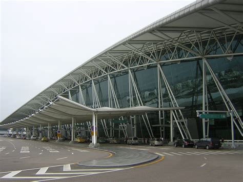 File:Guangzhou Baiyun Airport 1.JPG