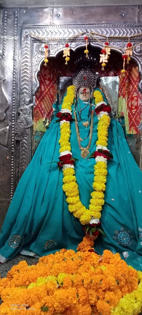 Mangala Aarti Darshan of Omkareshwar Jyotirlinga Maharaj, attractive ...