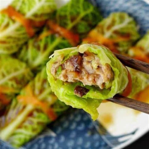 Steamed cabbage rolls (翡翠包肉) - Red House Spice