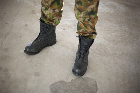 Free Stock Photo 3895-army boots | freeimageslive