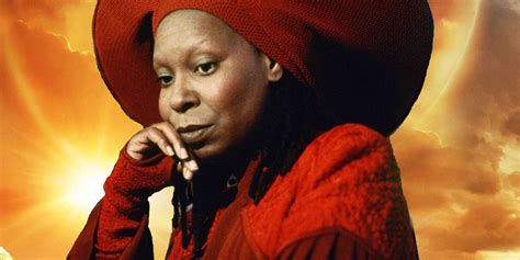 Star Trek Theory: Picard's Watcher Has To Be Guinan, Right?