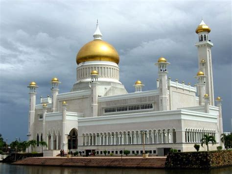 Brunei Mosque, a photo from Brunei and Muara, West | TrekEarth | Mosque ...