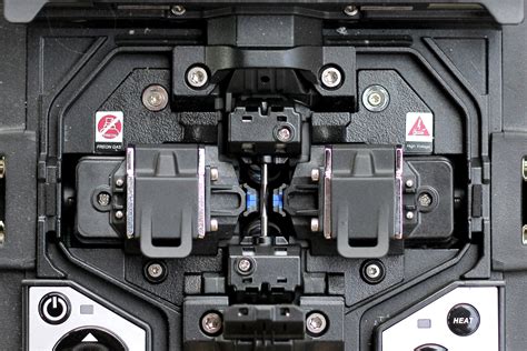 Fusion Splicing vs. Mechanical Splicing for Optical Fiber