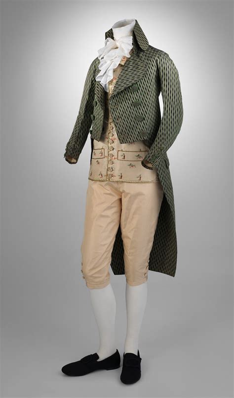 Fashions From History - 1790's The Met. | 18th century clothing, 18th century fashion, Fashion