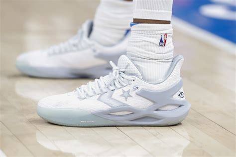 A close up view of Oklahoma City Thunder guard Shai Gilgeous-Alexander ...