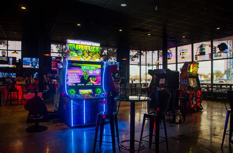 Arcade Nostalgia Abounds at Lakeland’s Rec Room – The Lakelander