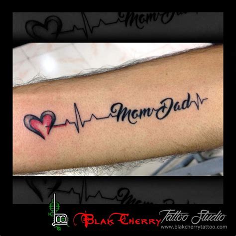 Mom dad with heartbeats | Tatoeage ideeën, Veertatoeages, Een tatoeage