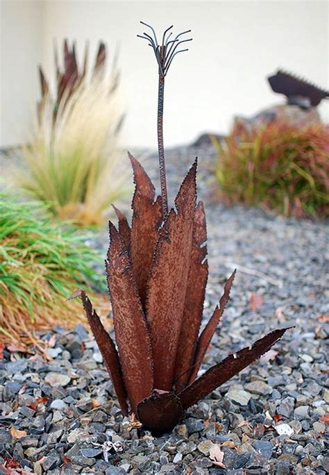 40 Utterly Beautiful Rusted Metal Art Works - Bored Art